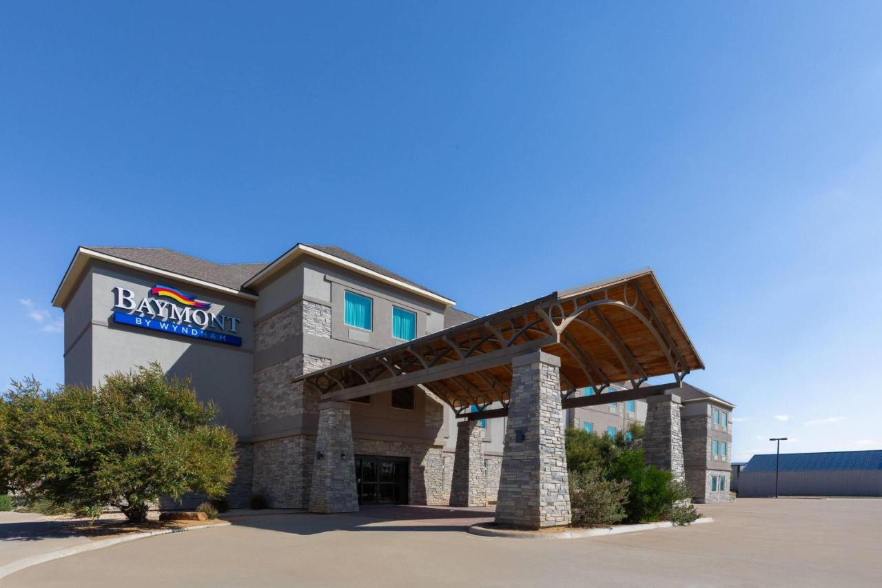 Oakwood Suites — photo 1
