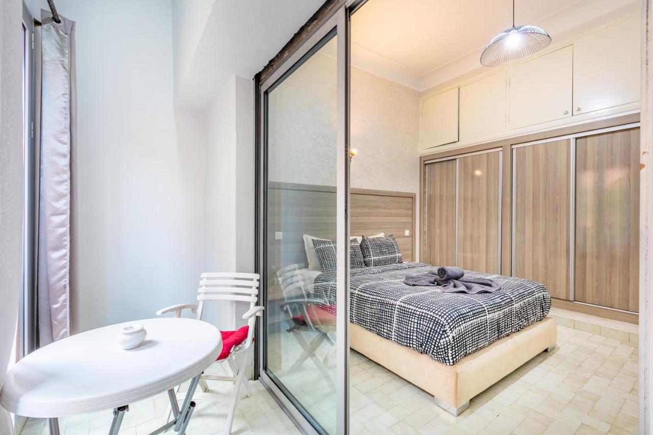 Cozy Nest balcony and bright - 2