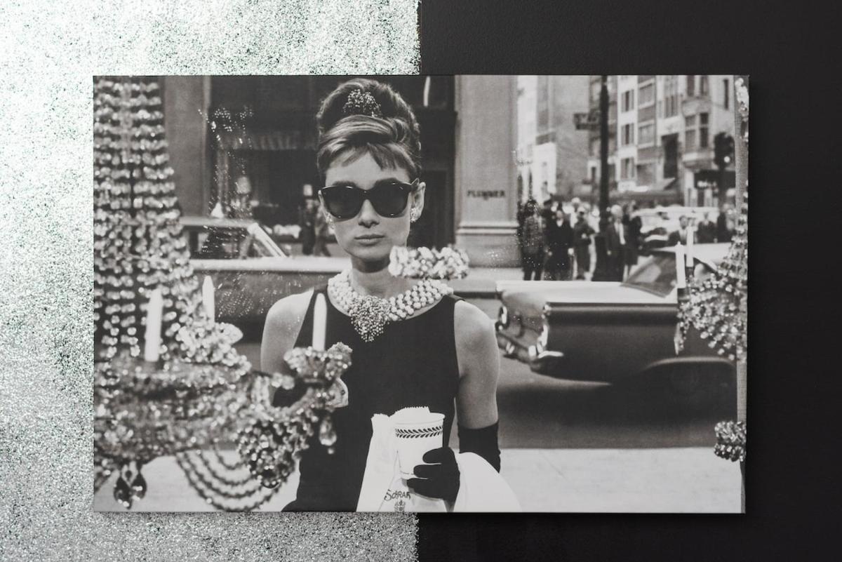 2 Condo Units! Sleeps 26! Free Parking, 5 Min DT - 5