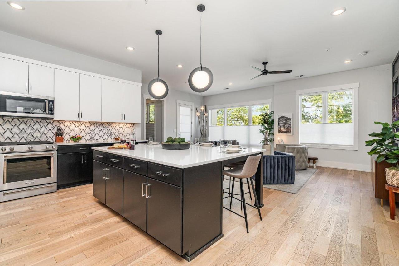 The Acklen-Private Balcony-4 Mins to Broadway - 4