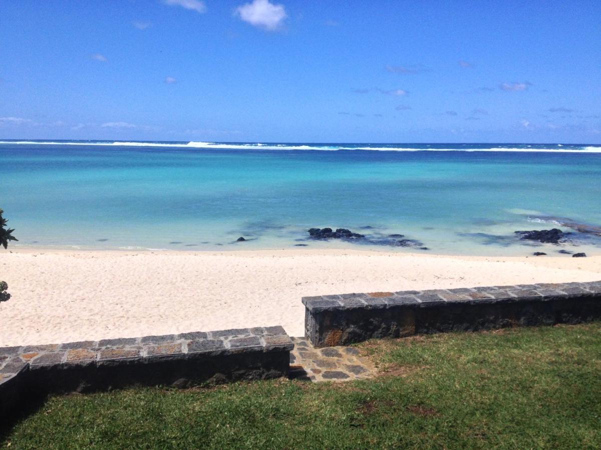 Beach: Coral Bay by Dream Escapes