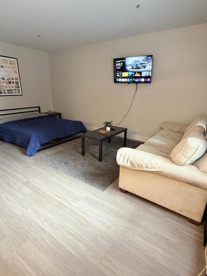 Steps from The Hollywood Walk of Fame - 5