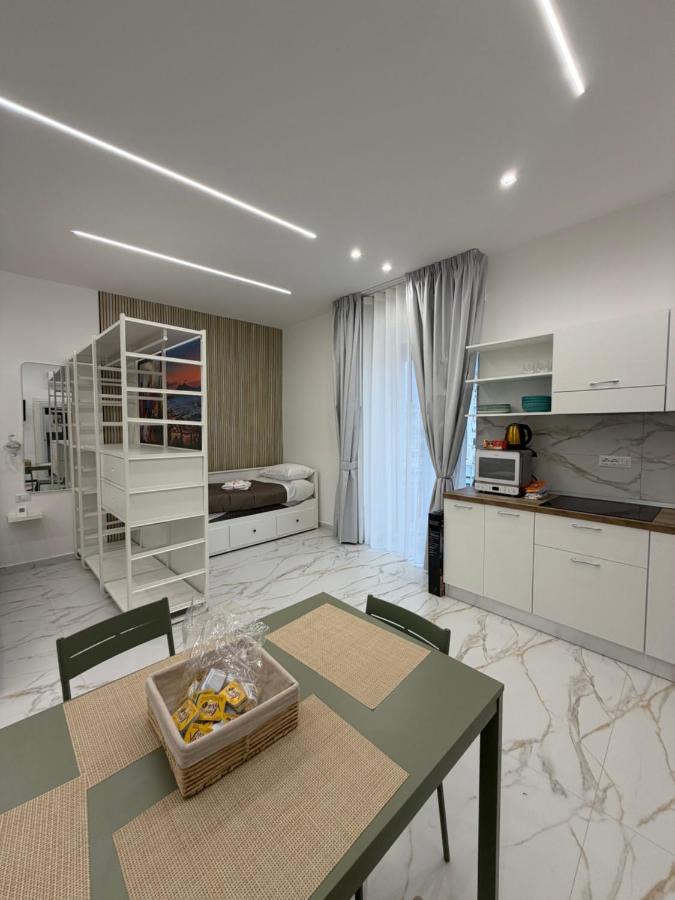 Napoli Centro - La Casa Di Anna - 4