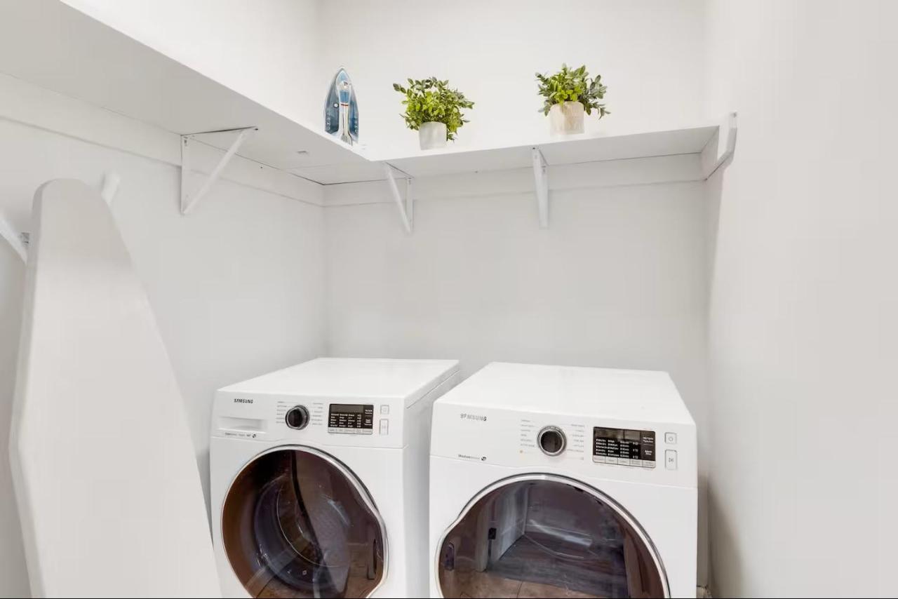 Upscale 3BR 2BA Apartment Near NYC Quick NYC Access - 5