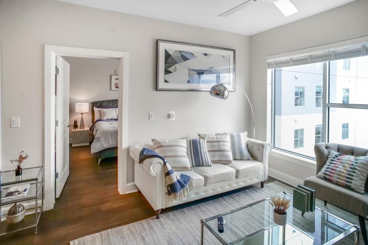 Monaco Suite Nashville w Pool Gym Parking - 2