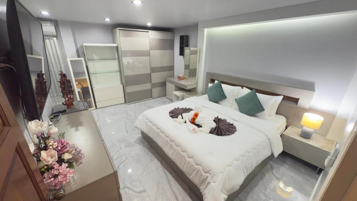 Family House Patong - Homestay