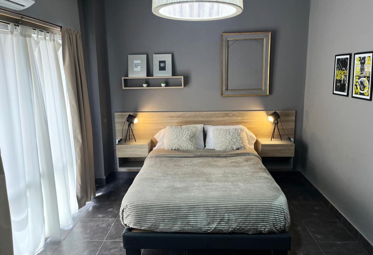 Defensa 821 - Studios in San Telmo