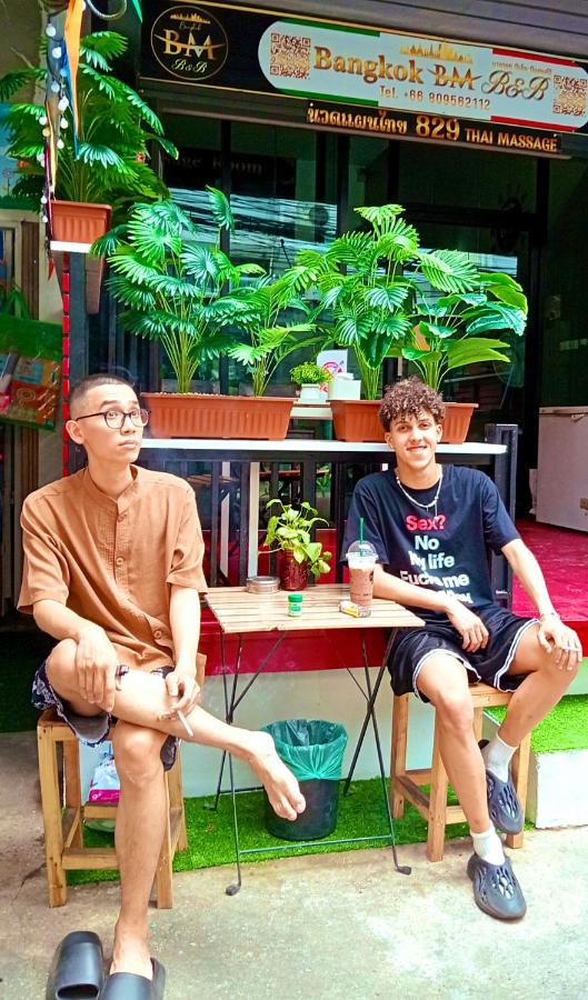 BM Loft On Nut & Massage - 2