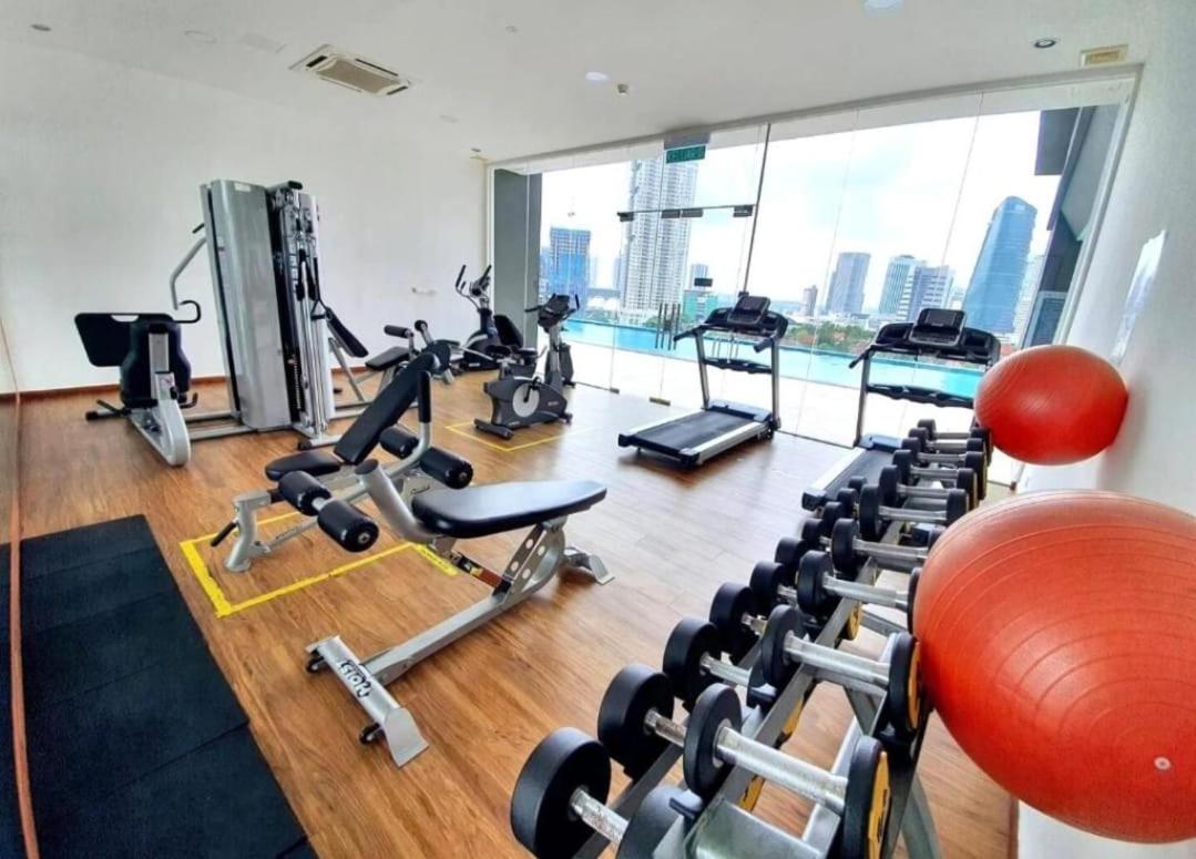 SKS Pavillion Residences - High Floor with Singapore View - 3