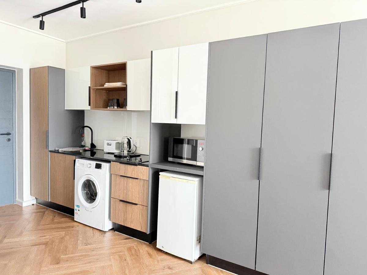 Luxe Studio - On Park near Canal walk Century City - 5