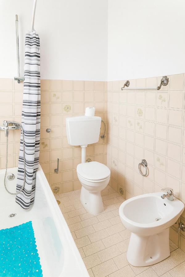 Lagos Central Suite DBV Guesthouse - 4