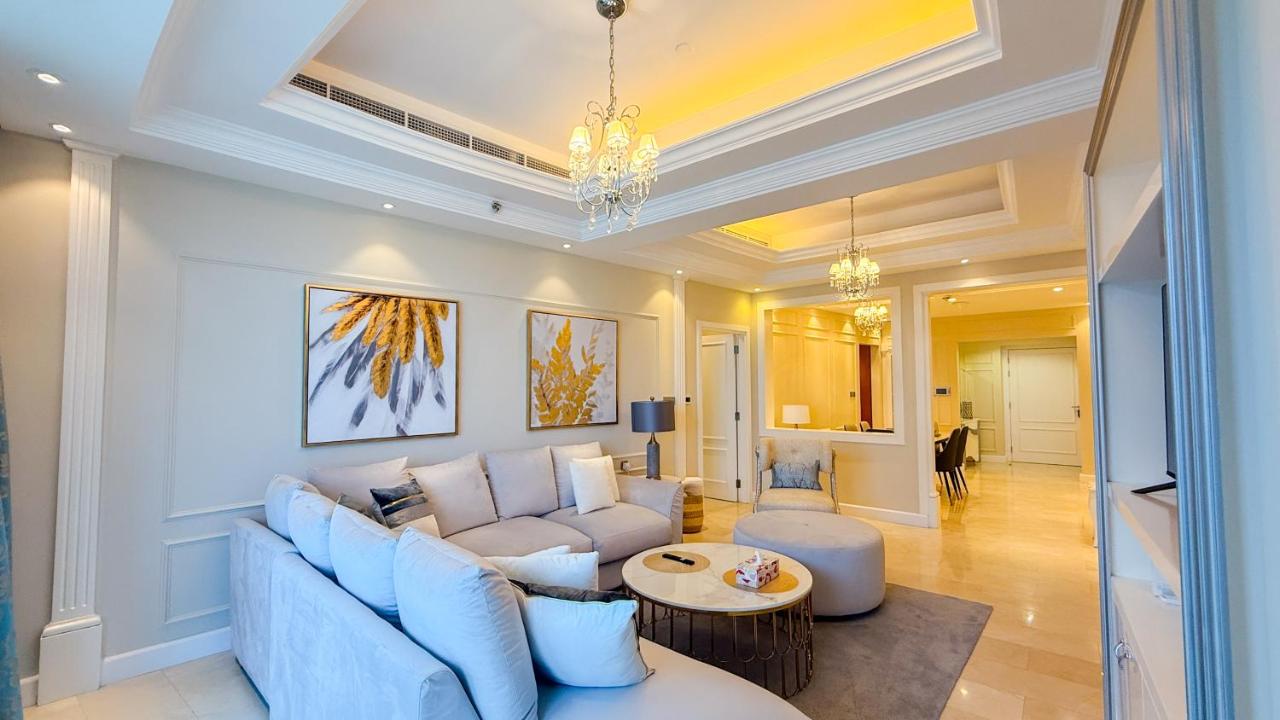 TRIDENT GRAND JBR I BEACHFRONT 2-Bedroom Apartment I Beautiful Palm and Ocean Views I Amazing Balcony Space - 2