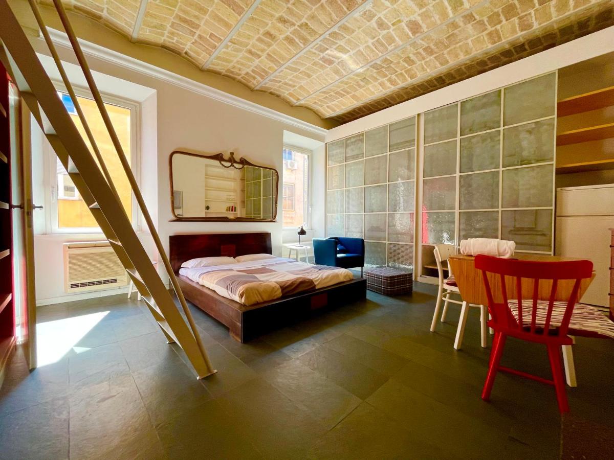 Foscolo 10 Stylish Apartment