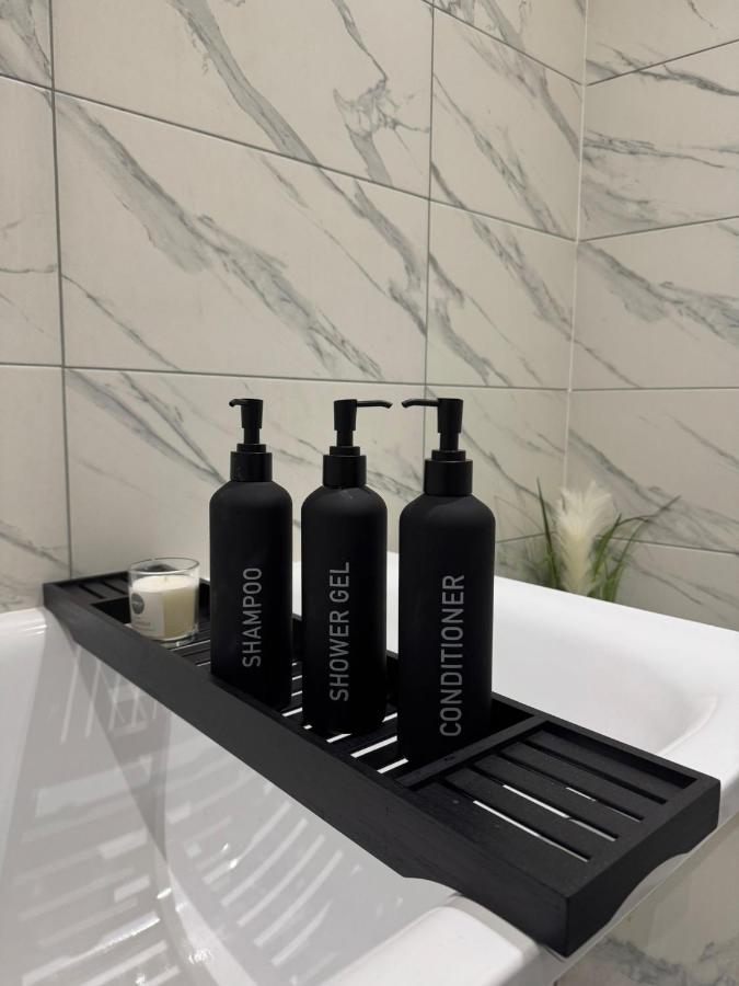 La Rose Serenity Residence Elegant Rooms - 3