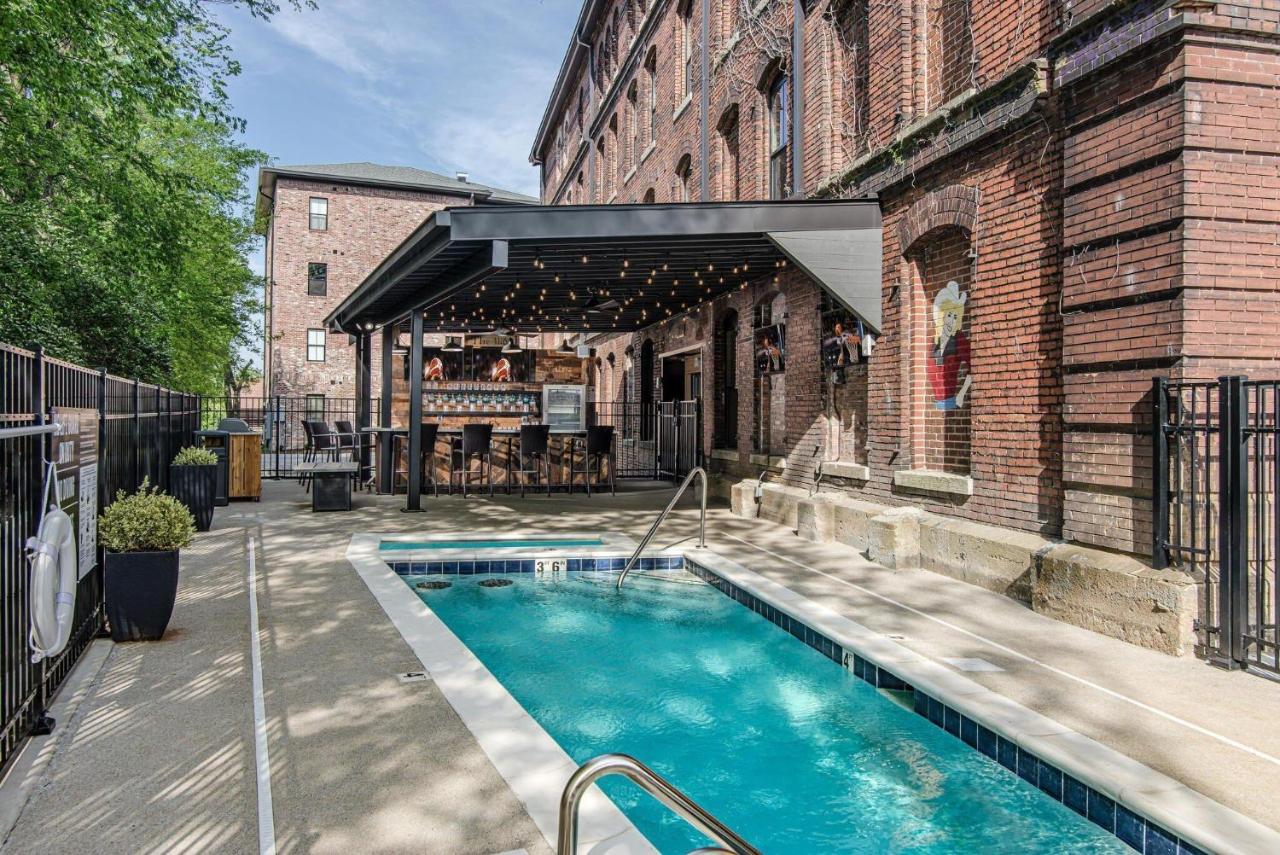 Lowkey - Pool & Gym - Mins to Broadway - 4