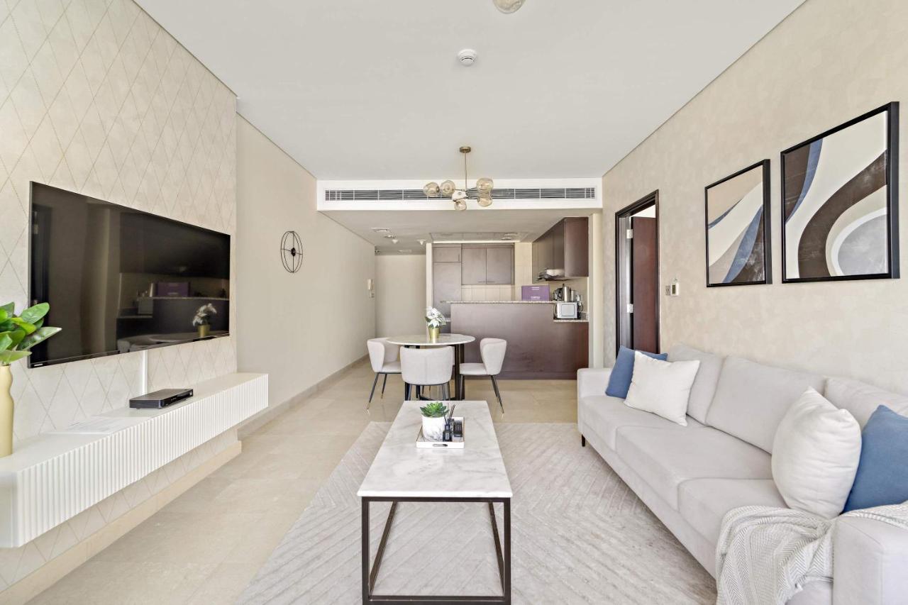 Silkhaus Vacation Homes Deluxe 1BR Stay in Sky gardens in DIFC - 4