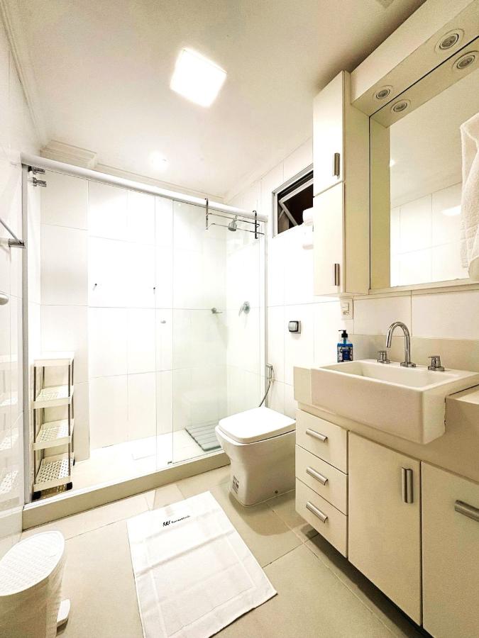 Apartamento Amplo a Poucos Passos da Praia - 3