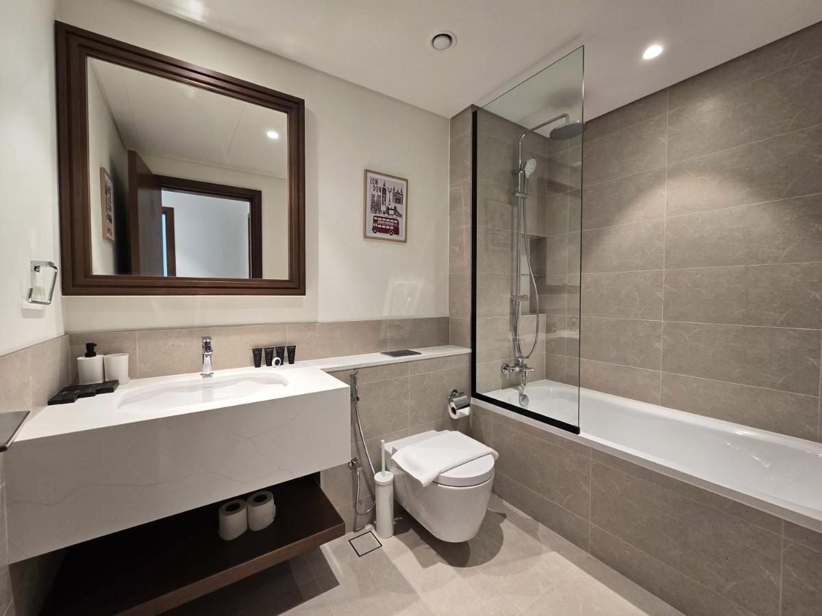 Luxury Sea View Palace Beach Residence by Emaar - 3