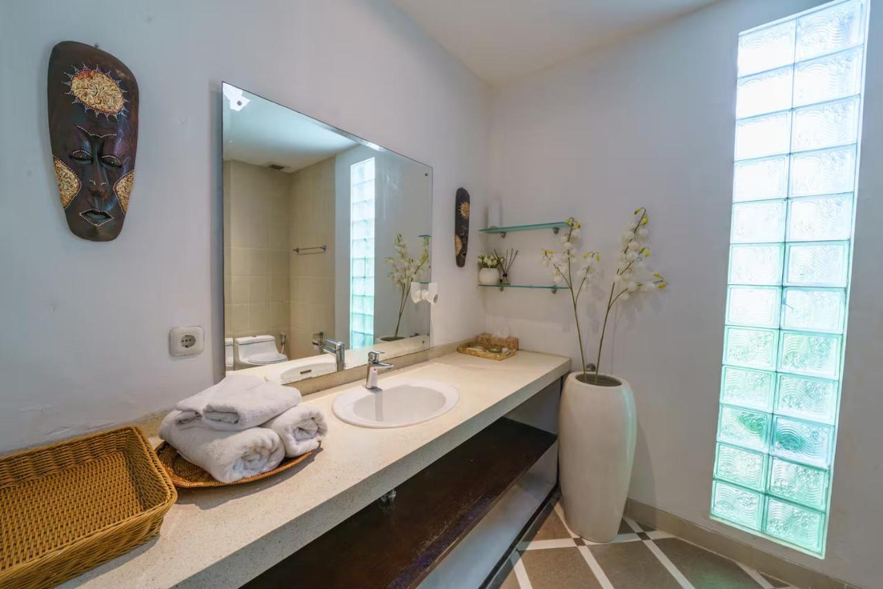 Villa Sun Seminyak - 3