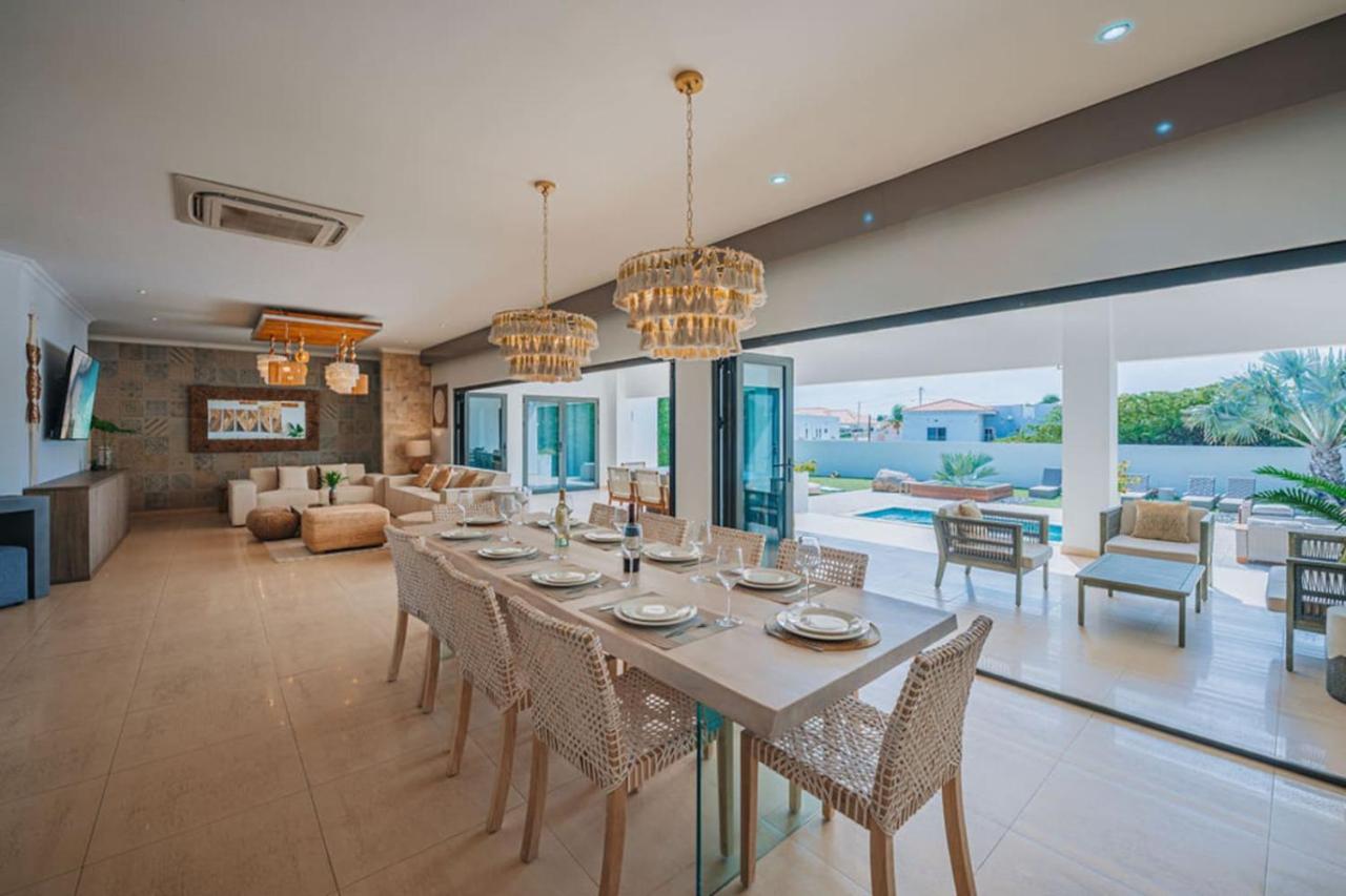 2-min to Beach, Spacious and Modern, brand new - 5