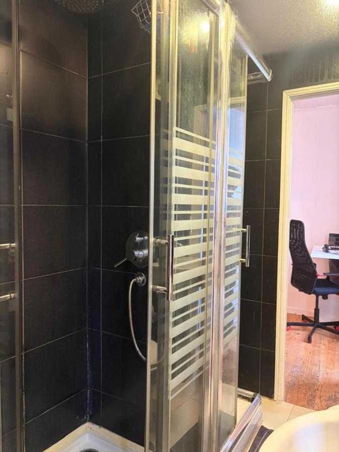 Alfama Downtown Corner - 5