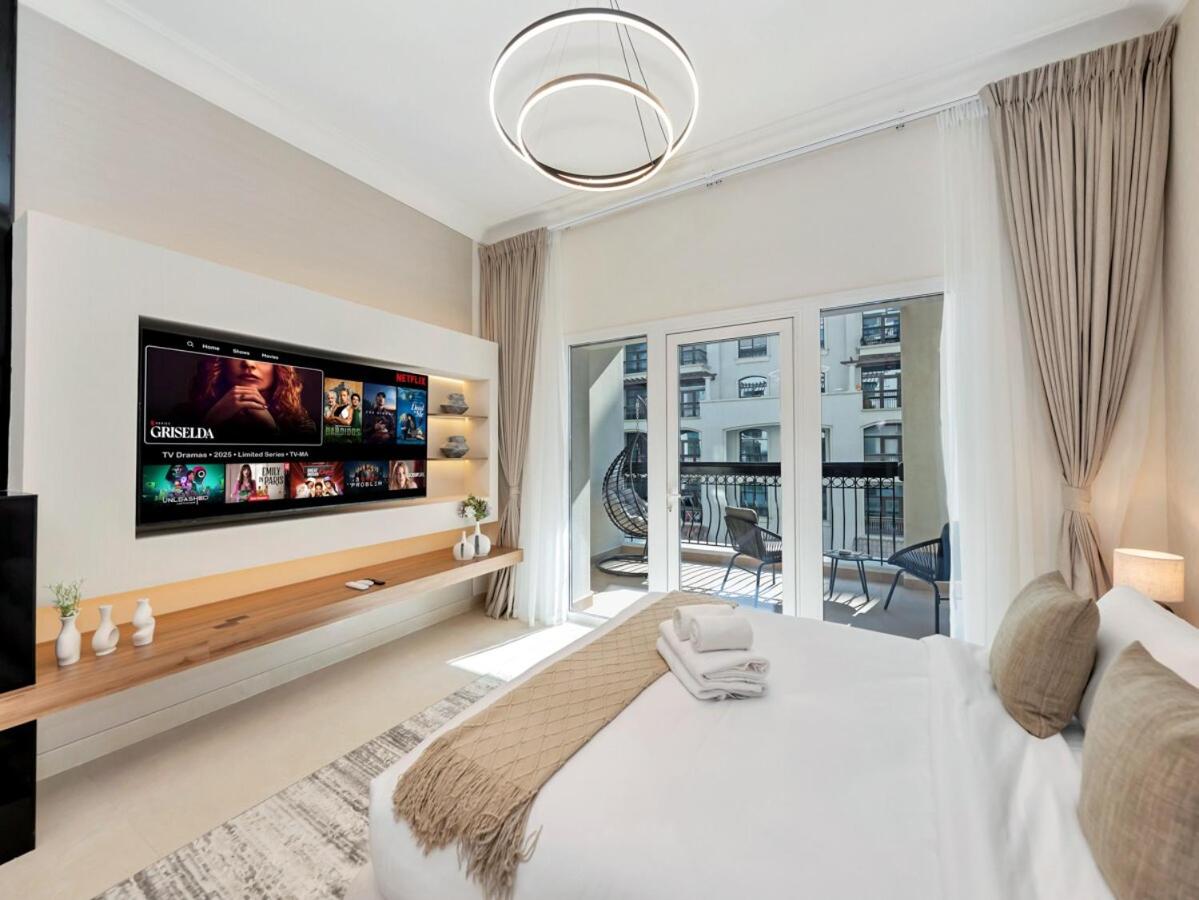 Elite Nest - Deluxe Studio only 1 min away from WB & Ferrari World - 2