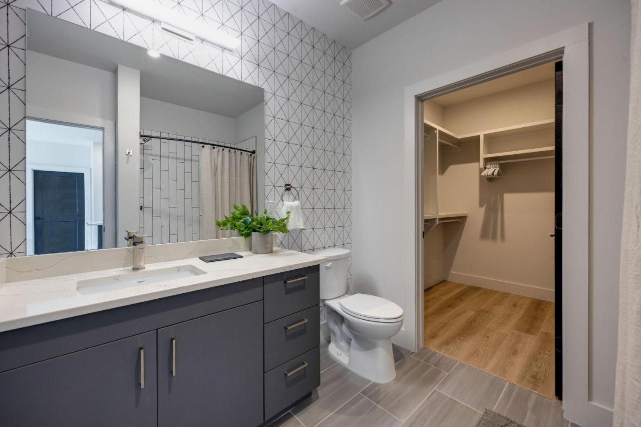 Symphony - Odyssey - Mins to Broadway - Pool & Gym - 3