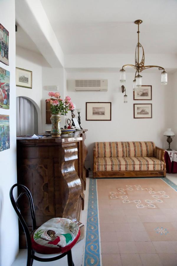 Hotel Santa Marina Antica Foresteria photo