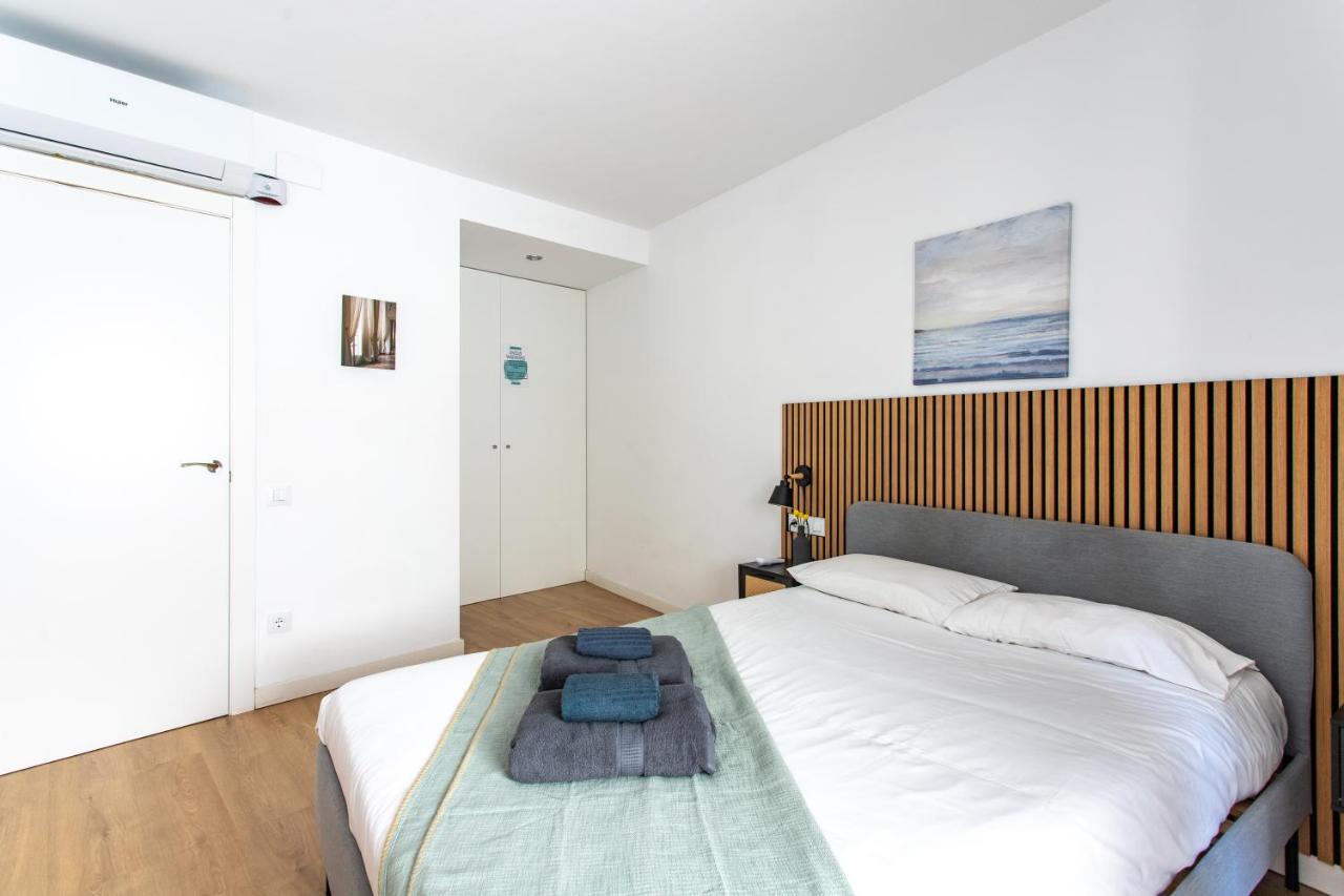 StayCampNou 3BR With Balcony