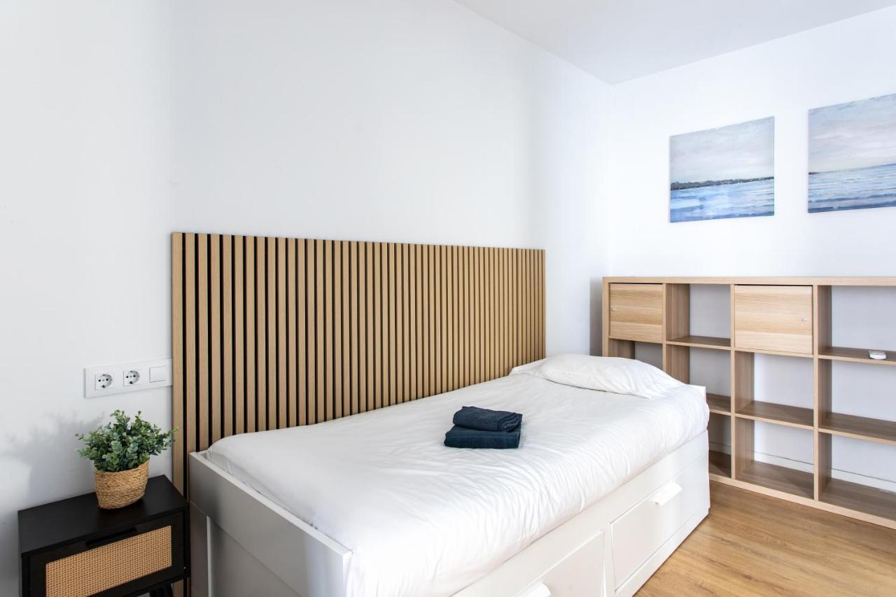 StayCampNou 3BR With Balcony - 2