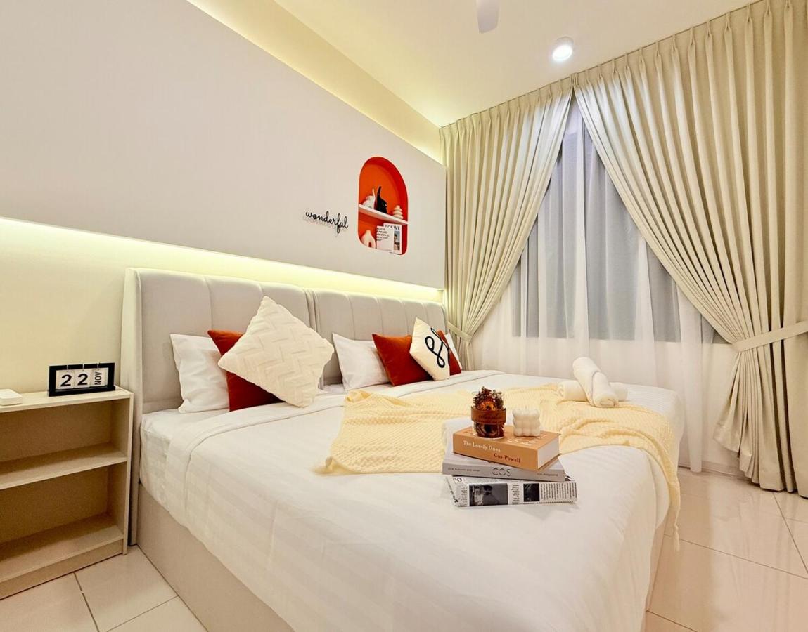 Ember Loft-Space Residency-KSL Mall-2BR-Projector-6 Pax - 5