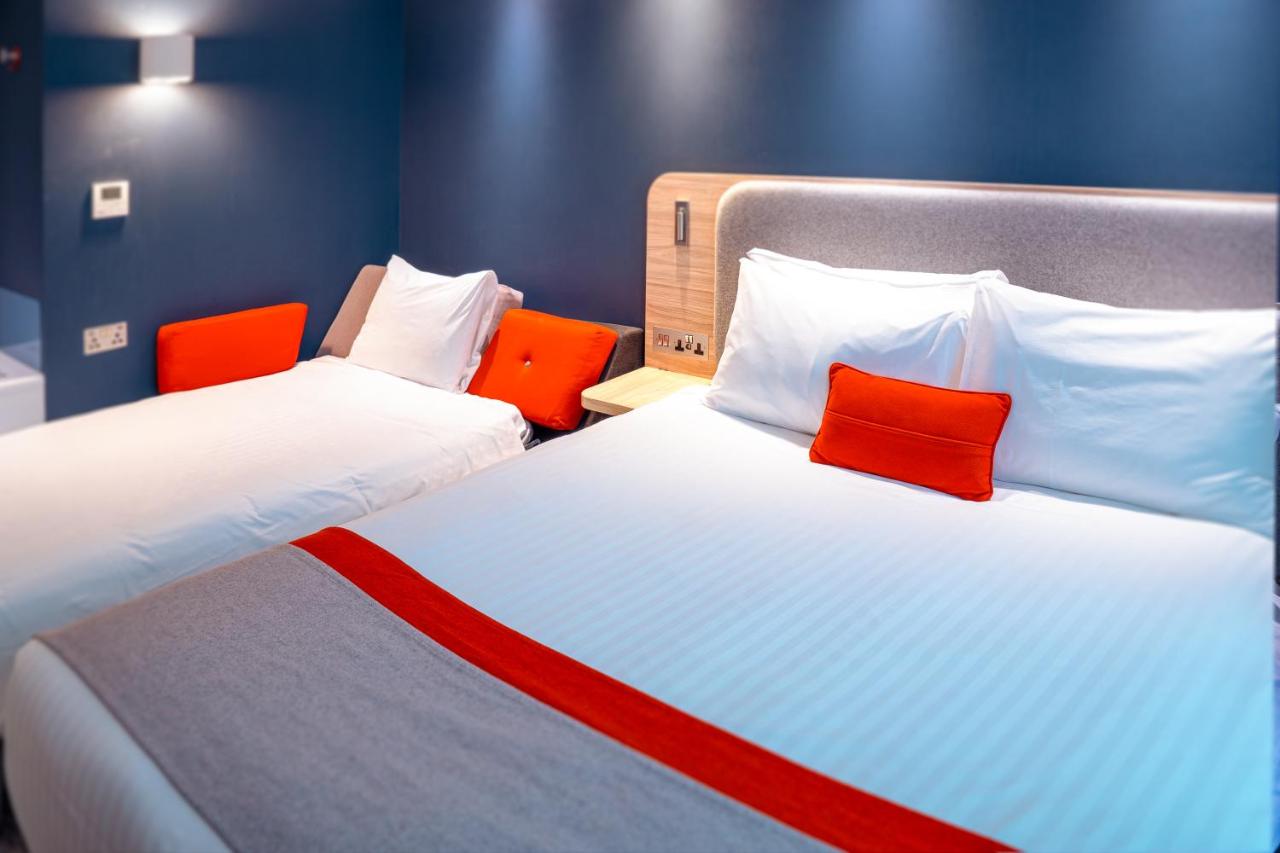 Standard Double Room with Sofa Bed and Free Hot Breakfast