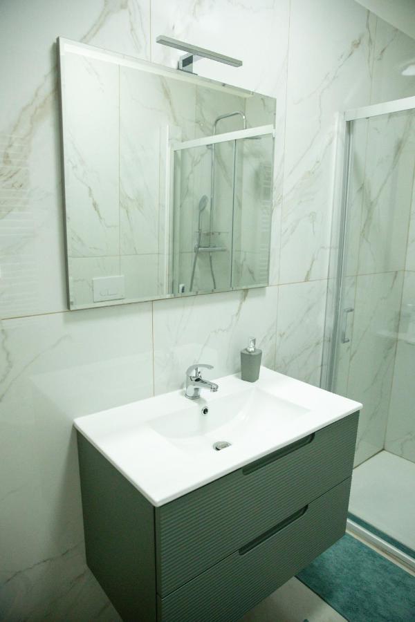 Stadium Modern Flat - 3