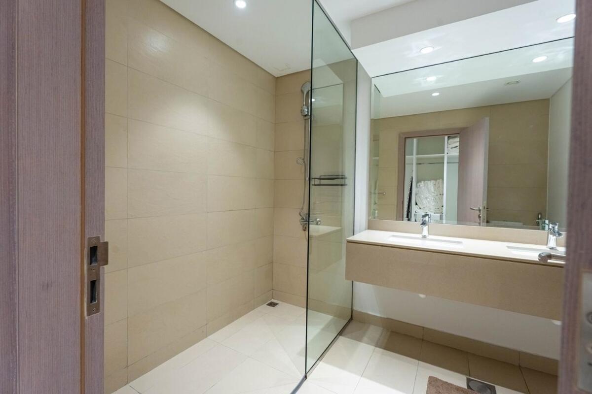 3BHK Home in Yas Waters Edge Sleeps 7 Guests - 3