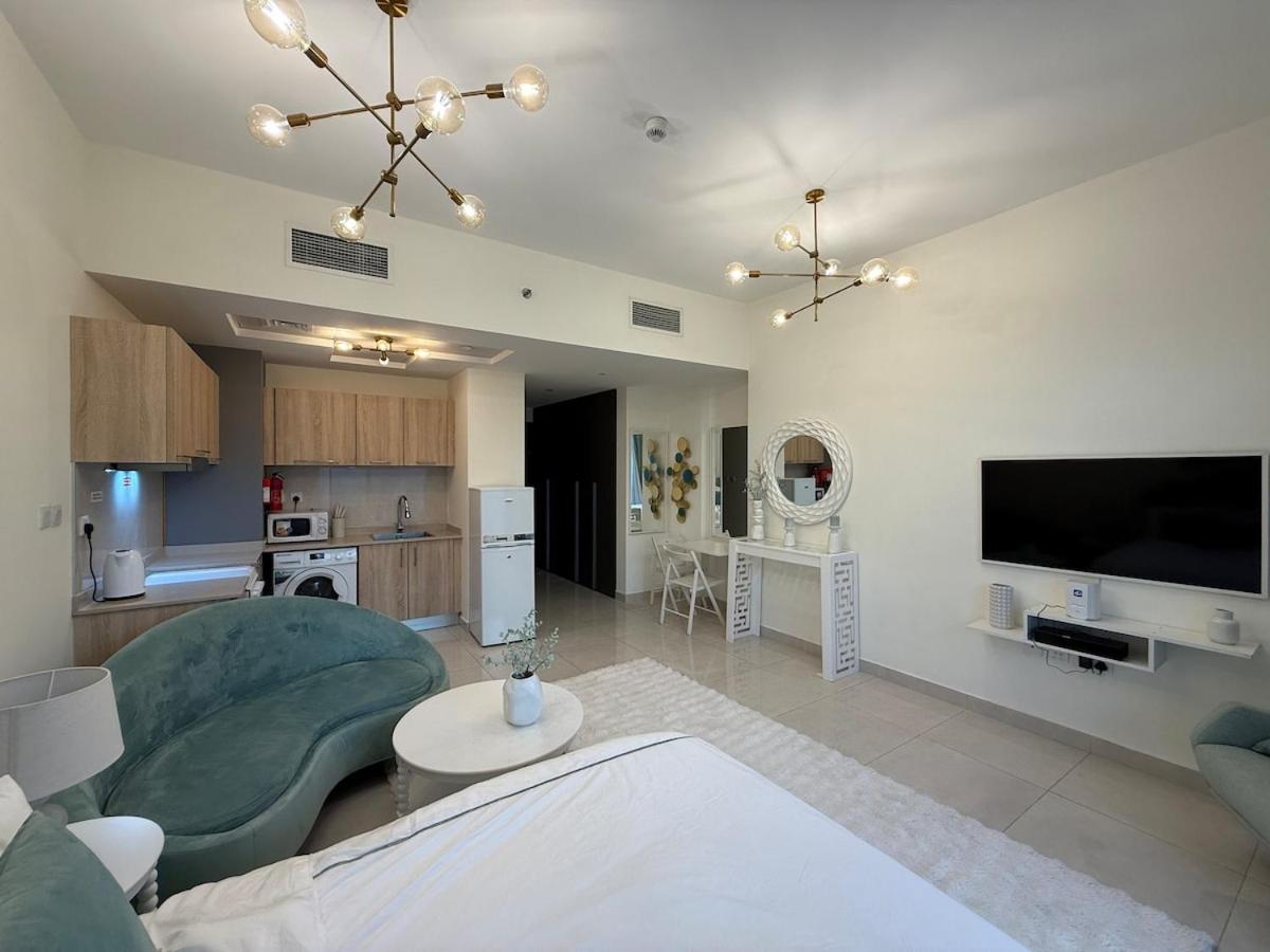 Canal View Studio AG Tower - 5