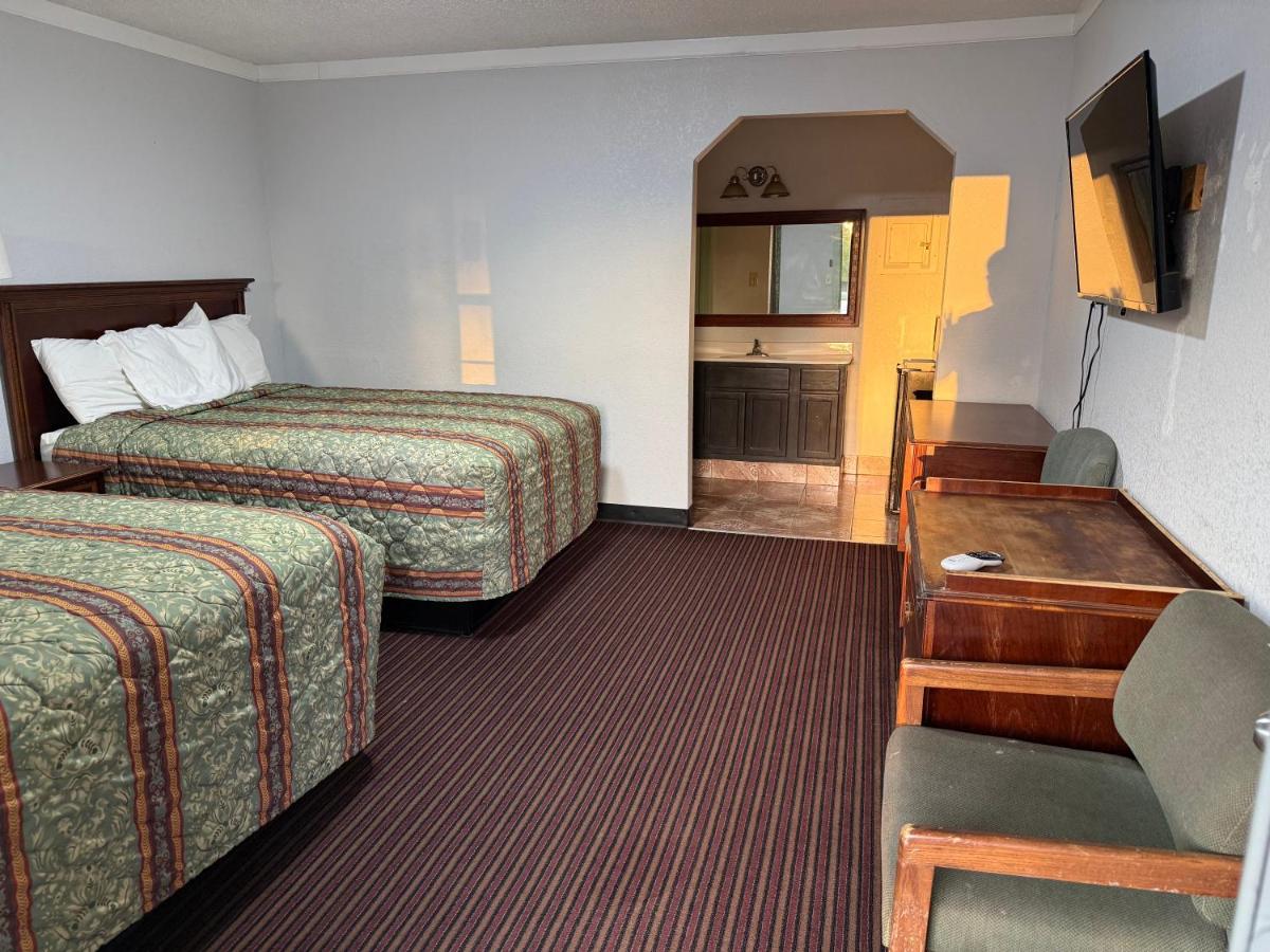 American Inn Motel Many — photo 1