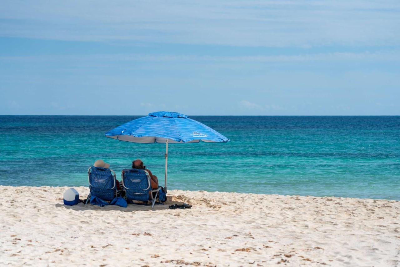 Casa Marea - 2BR - Tropical Vibes & Palm Breeze Oasis