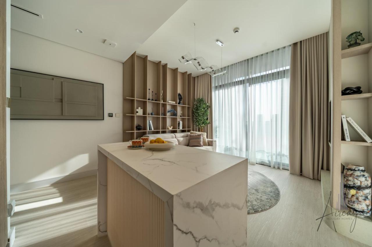 Luxe Missoni-Inspired 1BR Sky-High Living - 3