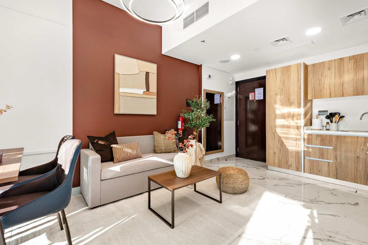 Silkhaus Vacation Homes 1BDR Stay in Maryah Vista in Maryah Island - 3