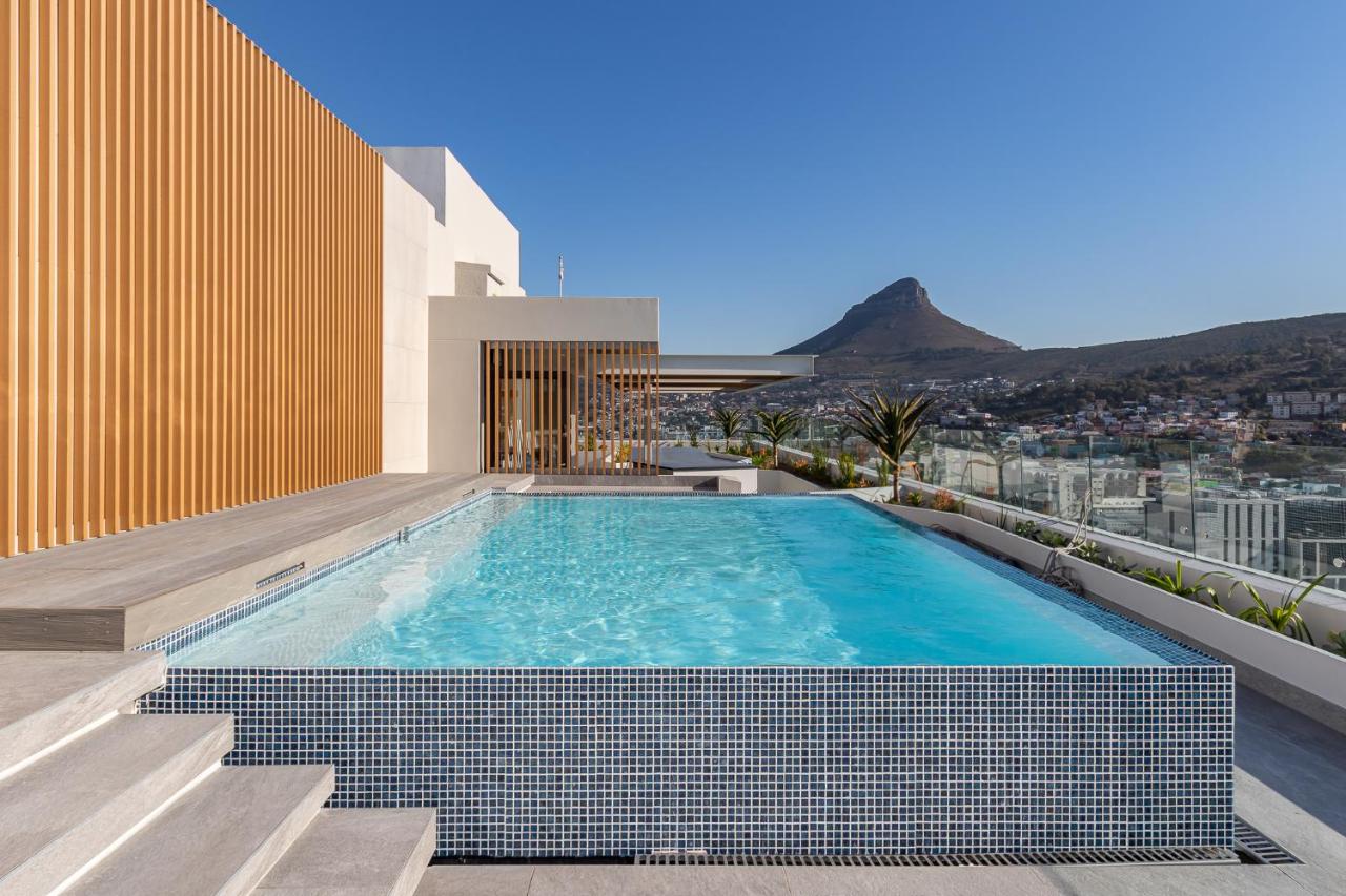 Rubik Luxury One Bedroom Apartment - 4