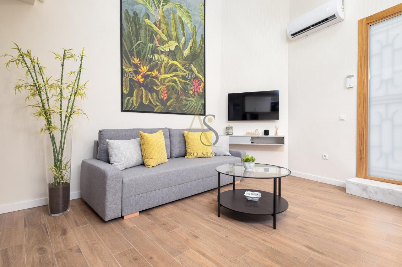 NEW Modern Independent House Central Area ARQ