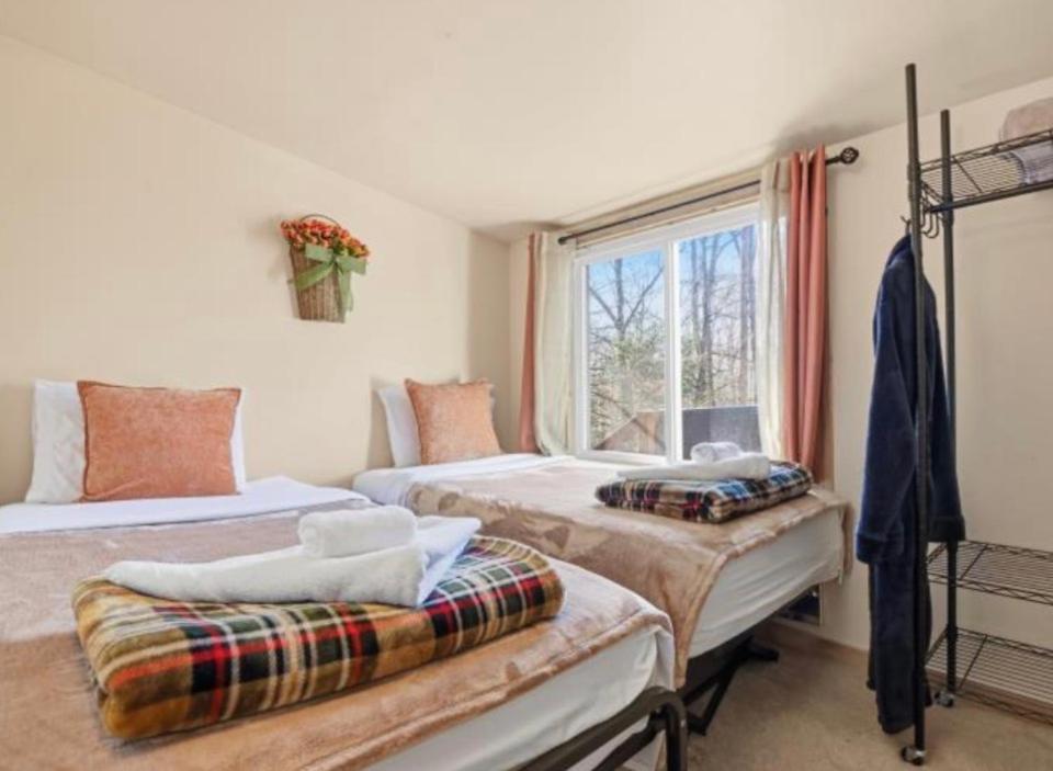 Pocono Rental — photo 12