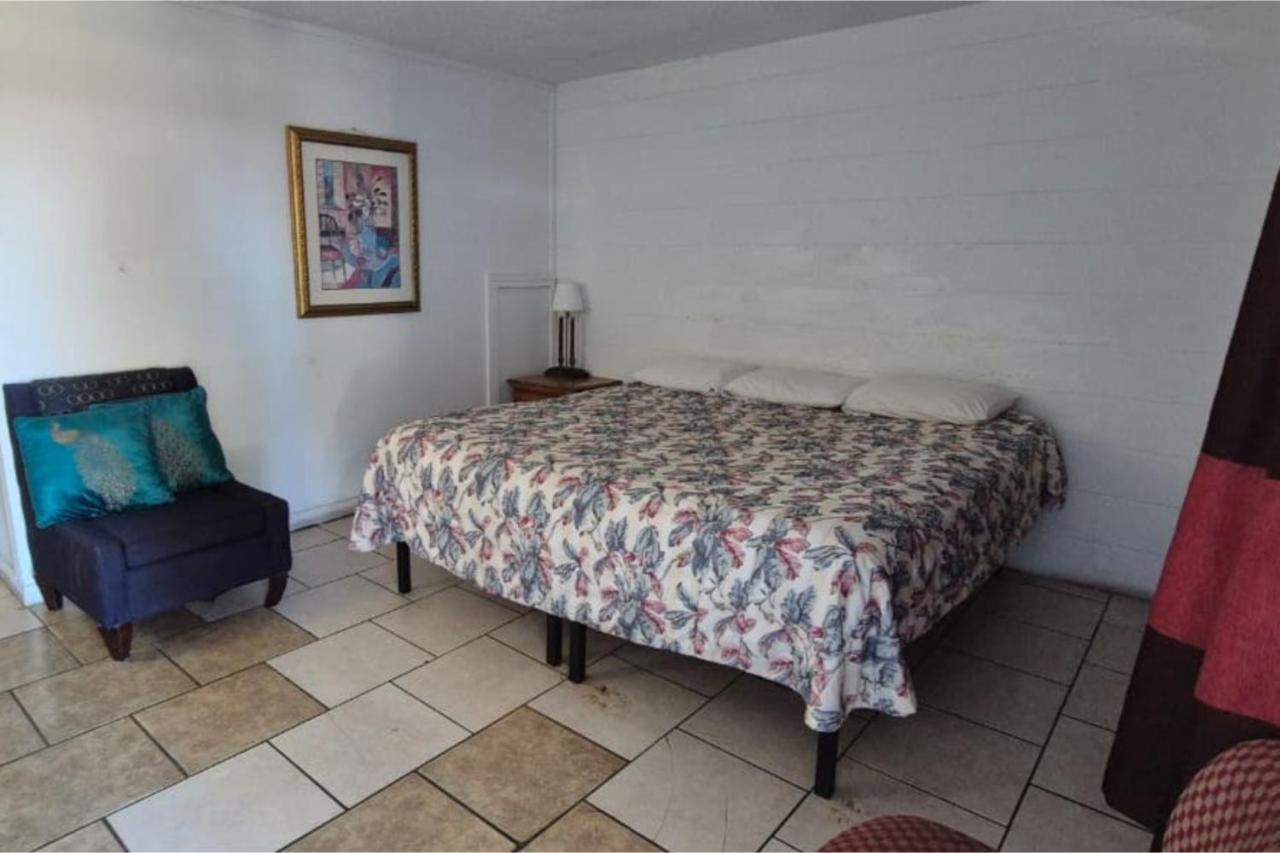 Arrow Motel — photo 22