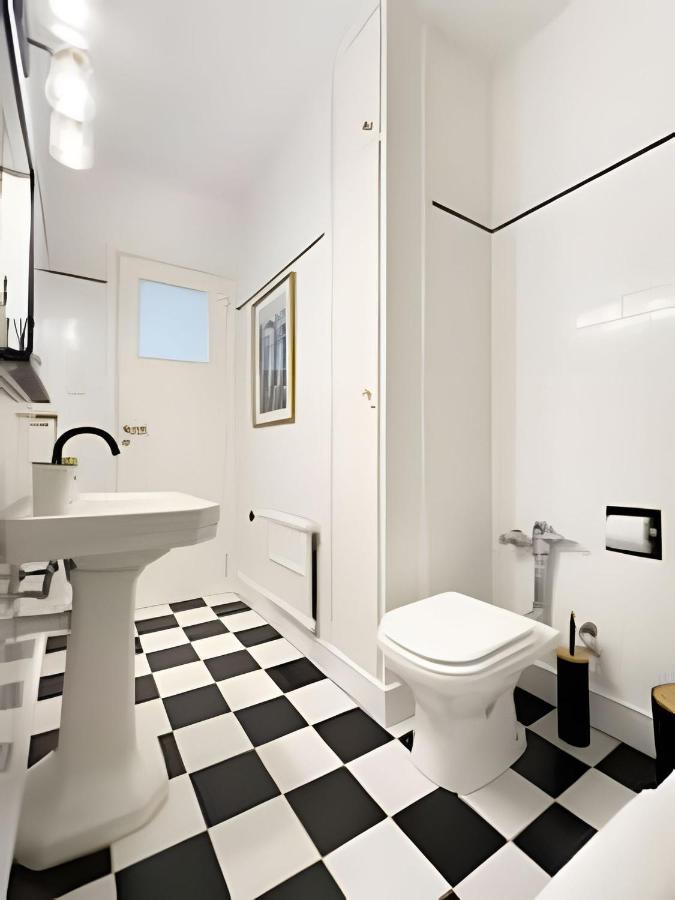 Confort y estilo en un espacioso departamento - 3