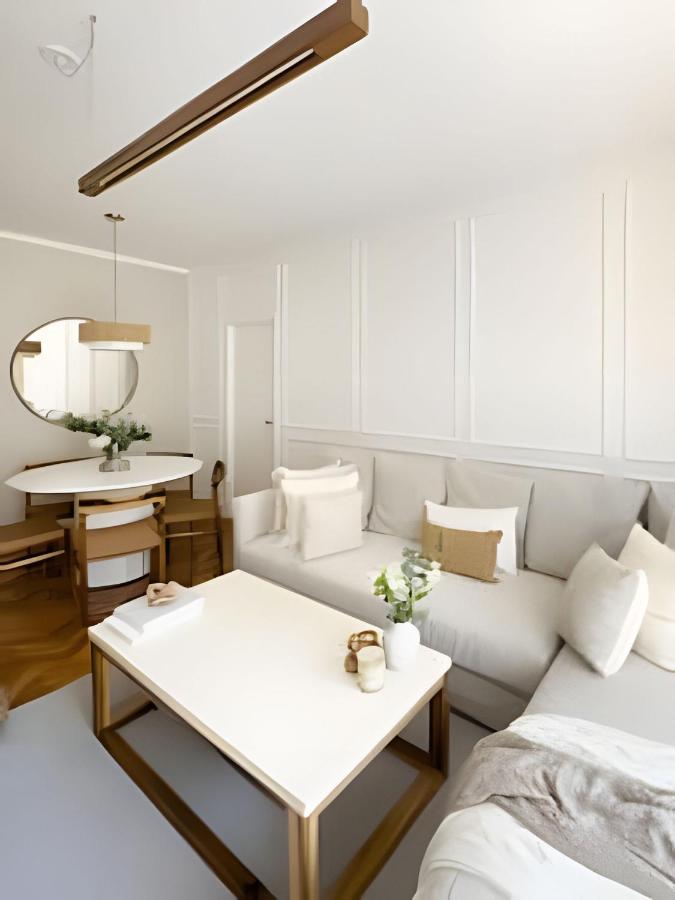 Confort y estilo en un espacioso departamento - 2