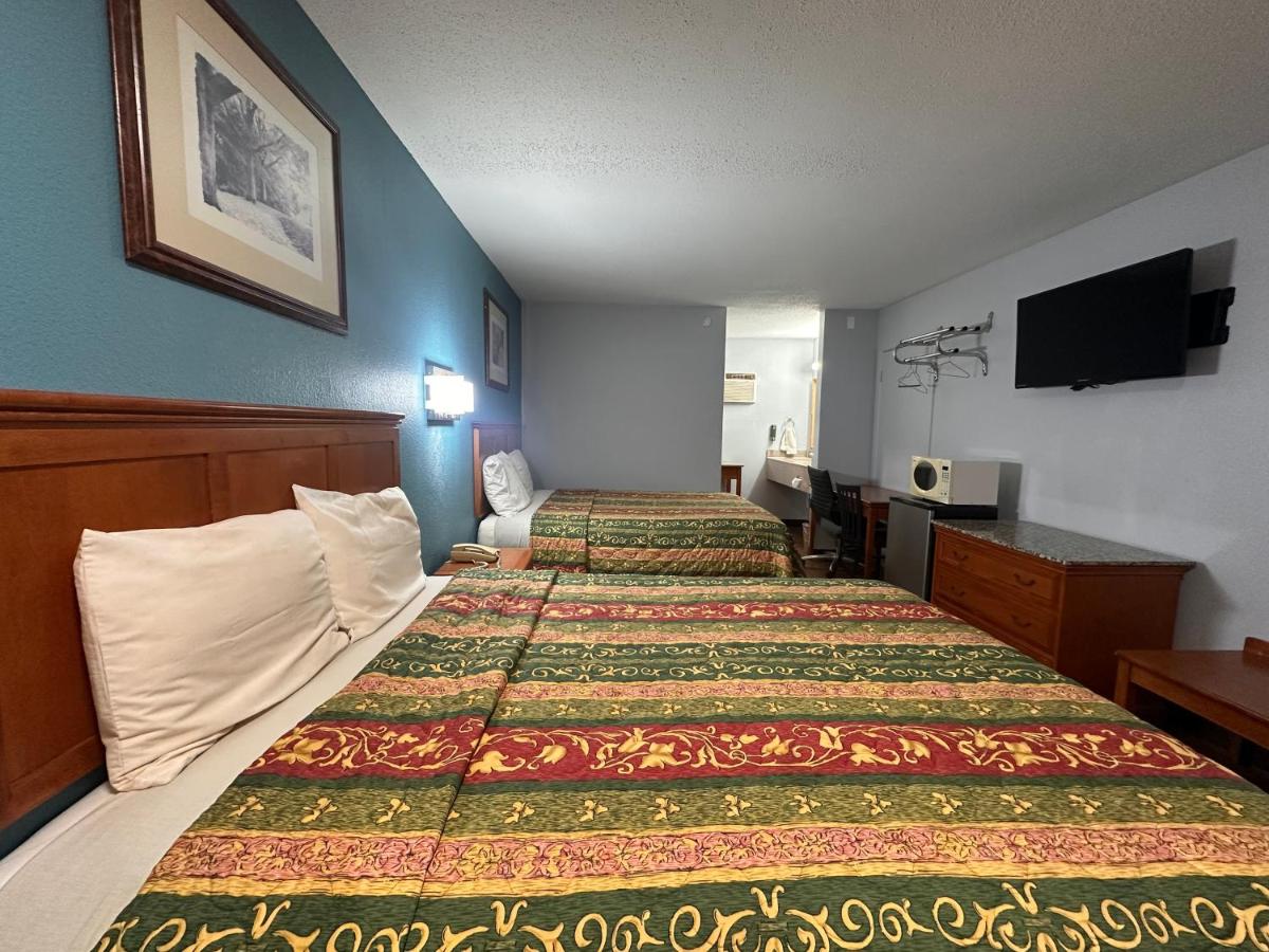Executive Inn — photo 20