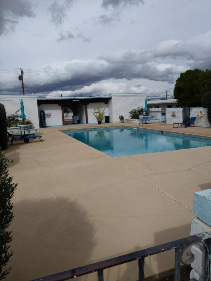 Sierra Vista Motel — photo 1