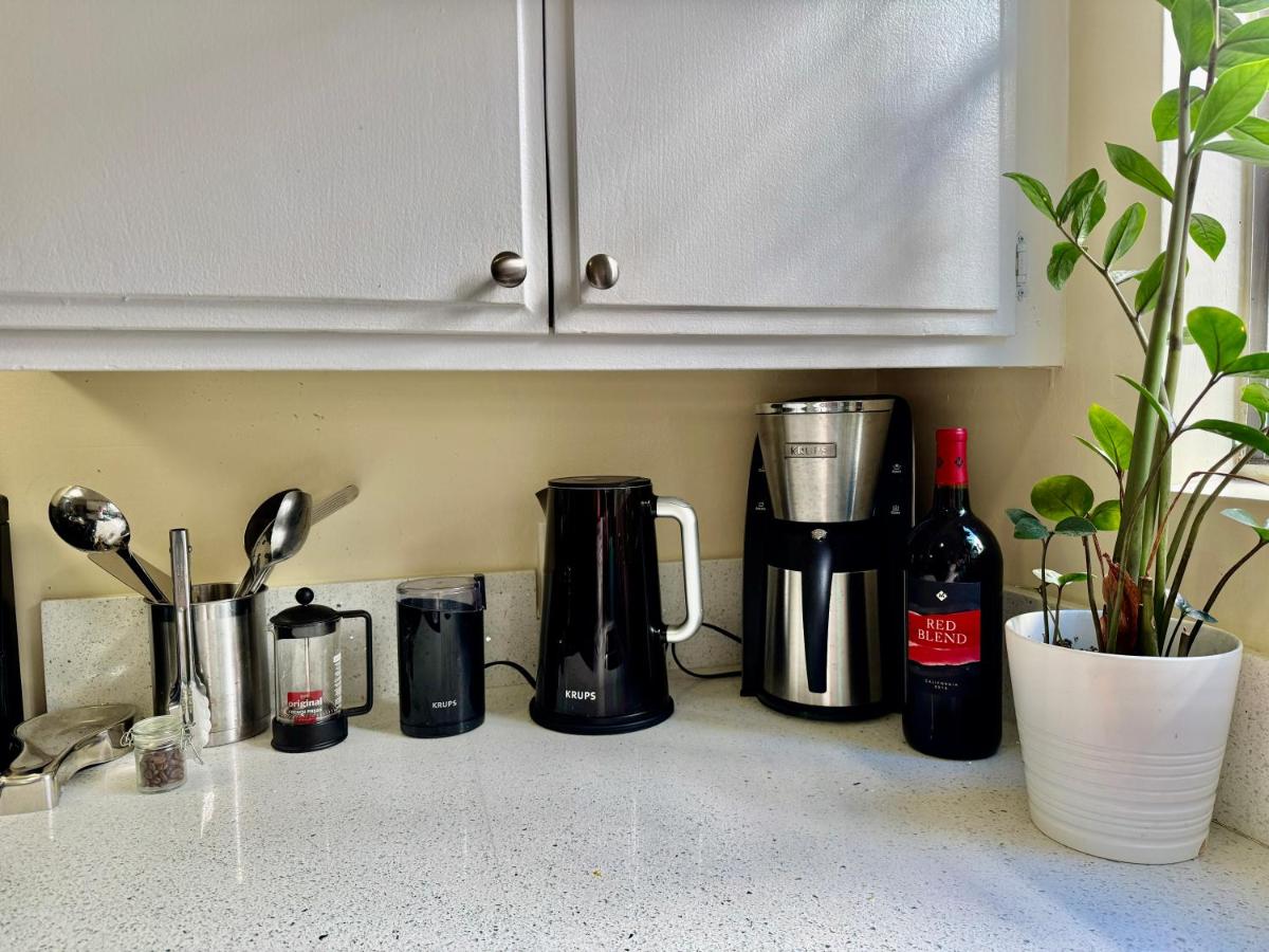 Proper Stays at Melrose - West Hollywood Modern 1 Bedroom Designer Home - 5