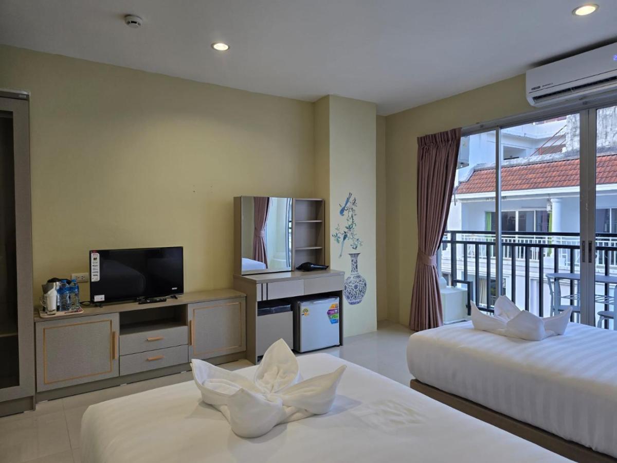 Blue Sapphire Hotel - 2