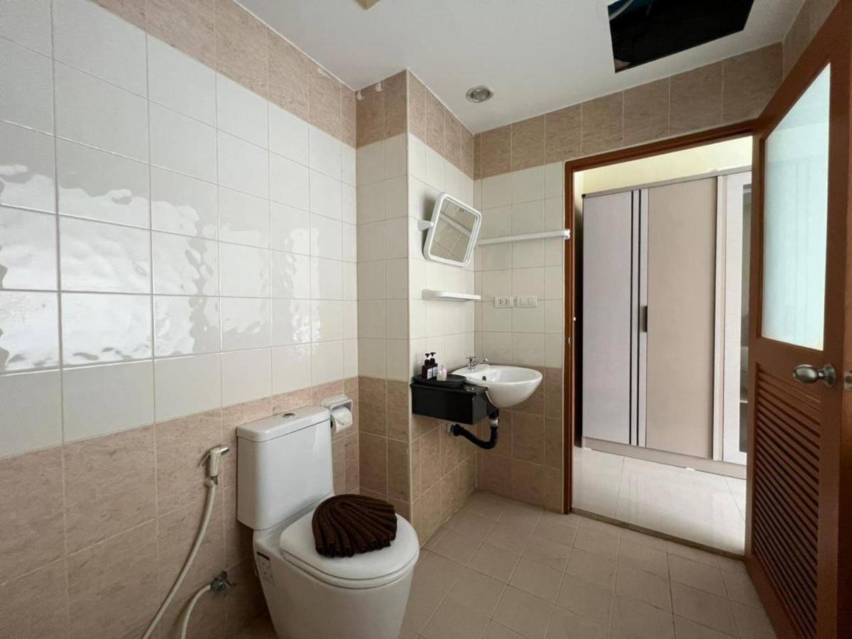 Blue Sapphire Hotel - 3